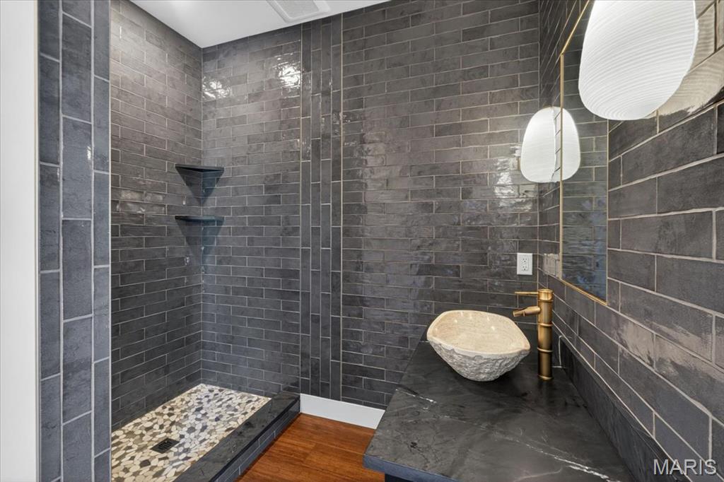 Catlin Tr Add - Residential