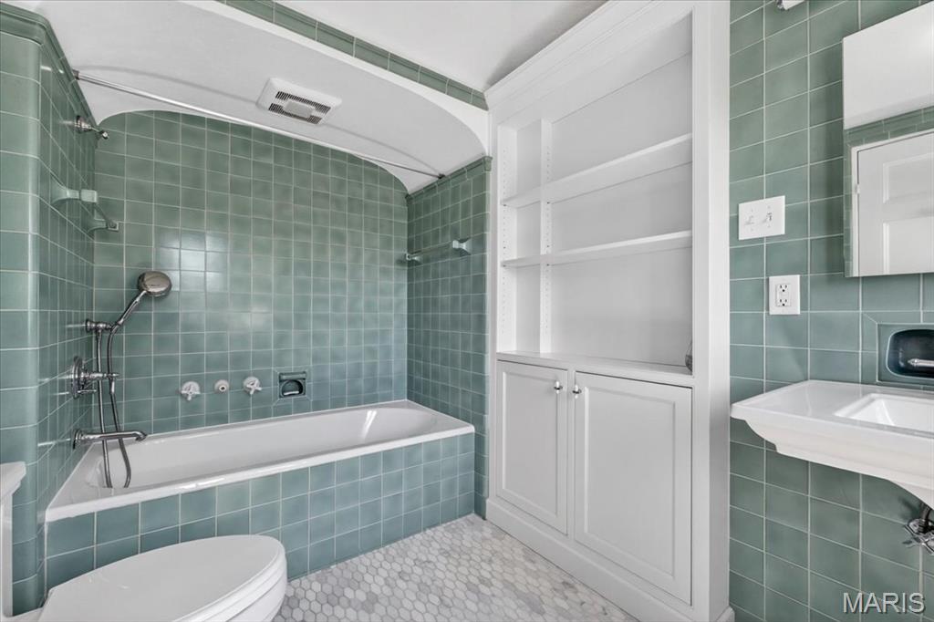 Catlin Tr Add - Residential