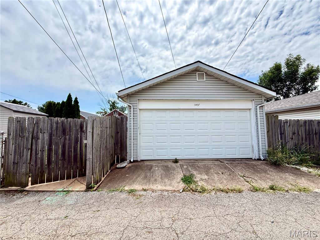 Kobermanns Gravois Homesites Add - Residential Lease