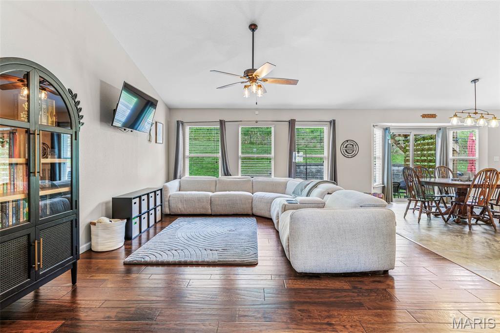 Pevely Heights 02 - Residential