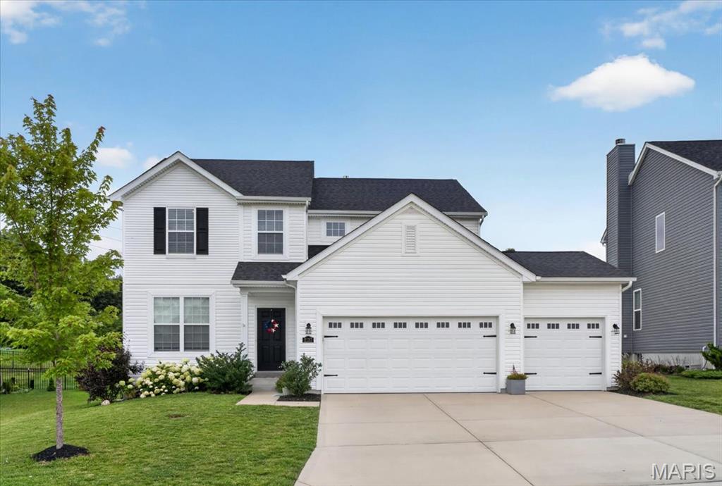 Tucked away on a quiet cul-de-sac and backing to trees, this spacious 2-Story offers the space, privacy, and neighborhood amenities you are looking for. With 5 Bedrooms, 3.5 Baths, a finished Lower Level, and a 3-Car Garage, there's room for everyone.
The heart of the home is the large Kitchen featuring an oversized center island, abundant storage, and an easy flow into the Living and Dining spaces. A dedicated Dining Room provides additional gathering space, while the finished Lower Level offers extra living area plus a bonus 5th Bedroom that's perfect for guests or hobbies.
Step outside to enjoy the fenced Backyard with garden boxes and a peaceful wooded backdrop. Located in the Fox School District, you'll love the walkable neighborhood with nearby walking trails and a dedicated path leading directly to the elementary school.
With a new roof in 2026, ample storage throughout, and a location that balances convenience with a little extra breathing room, this Arnold home is ready to welcome you as its next owner. Come see your new home today!