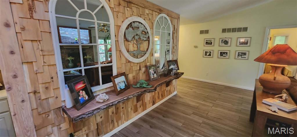Lake Sherwood Estates - Residential