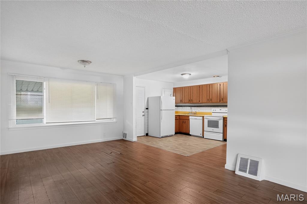 Bissell Hills 4 - Residential