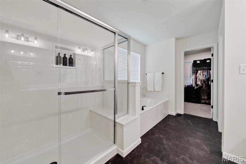 Hawk Ridge Trail Estate - Residential