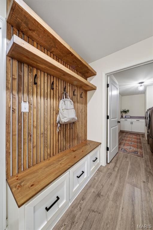 Hawk Ridge Trail Estate - Residential