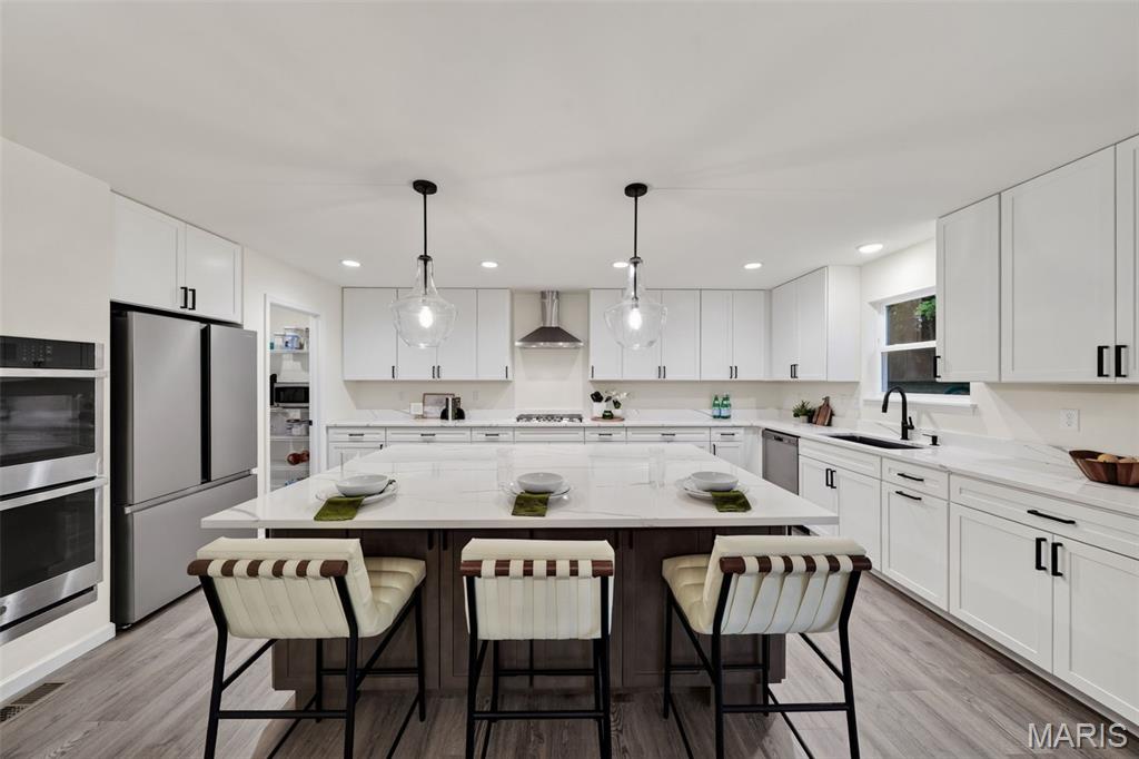 Hawk Ridge Trail Estate - Residential