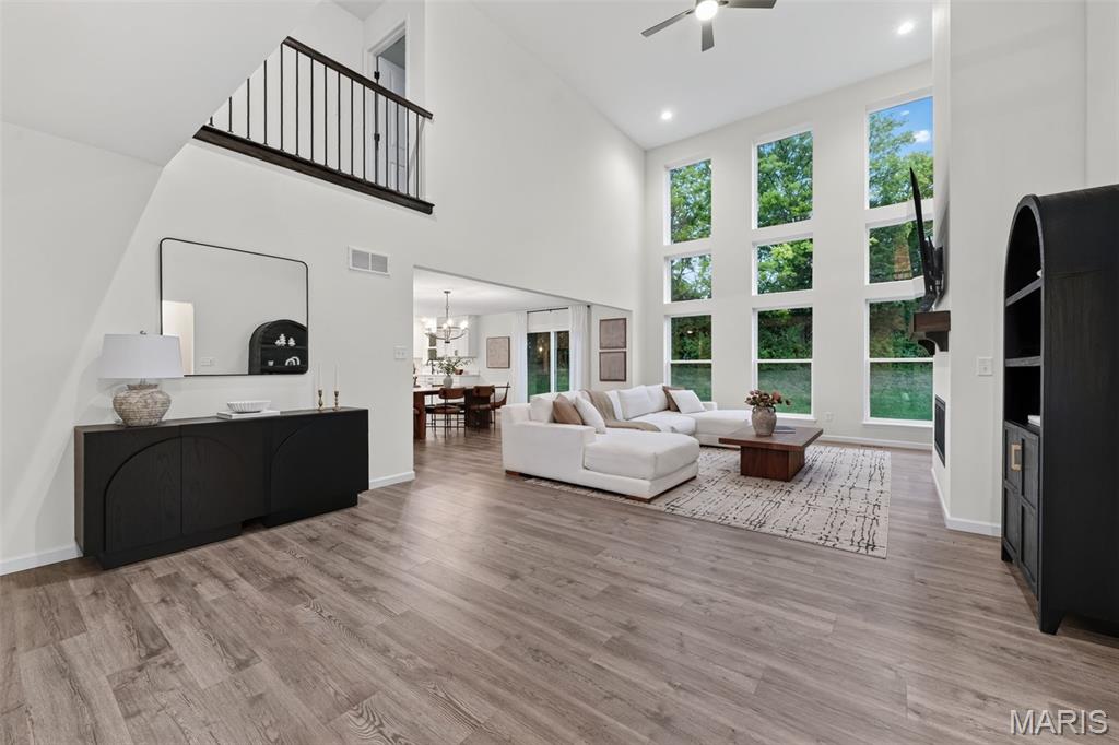 Hawk Ridge Trail Estate - Residential