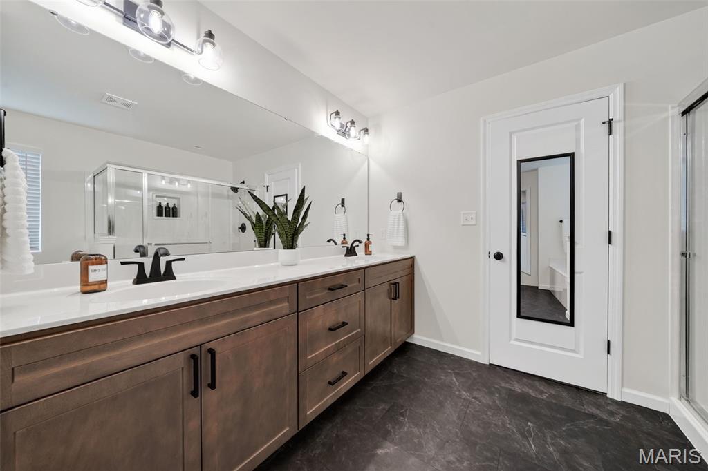 Hawk Ridge Trail Estate - Residential