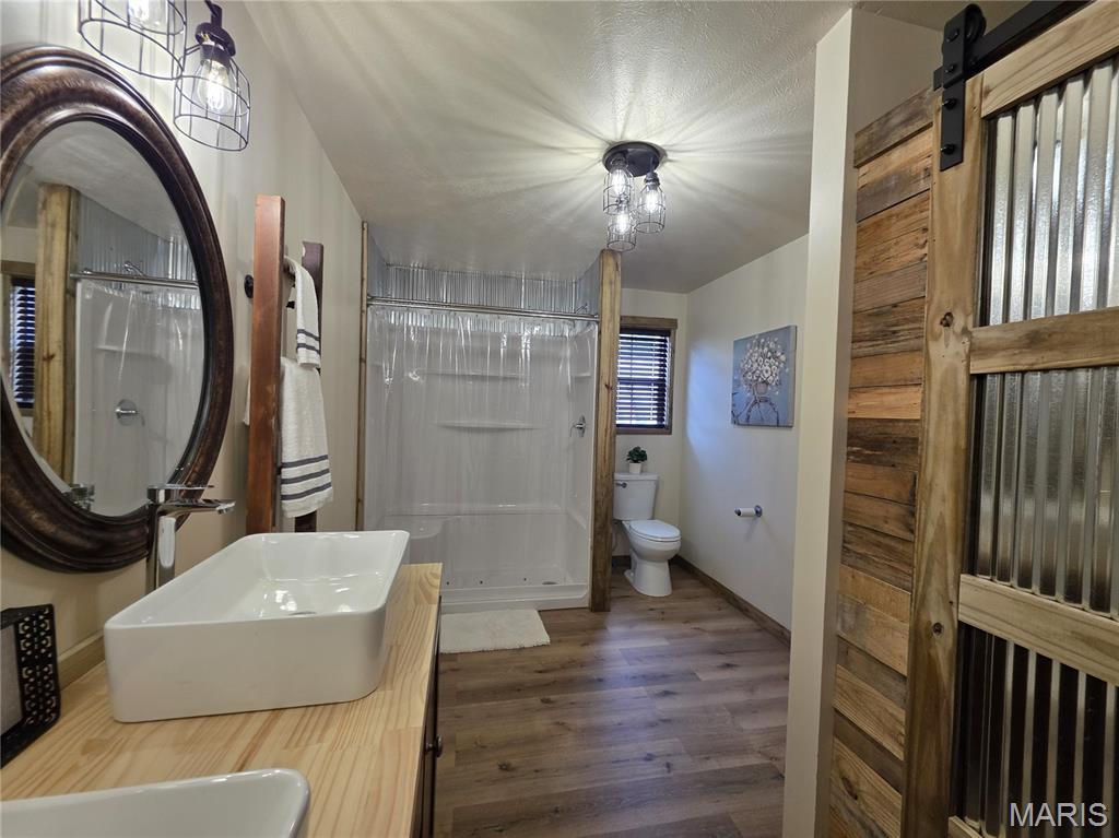 Lakenan & Barnes Add - Residential