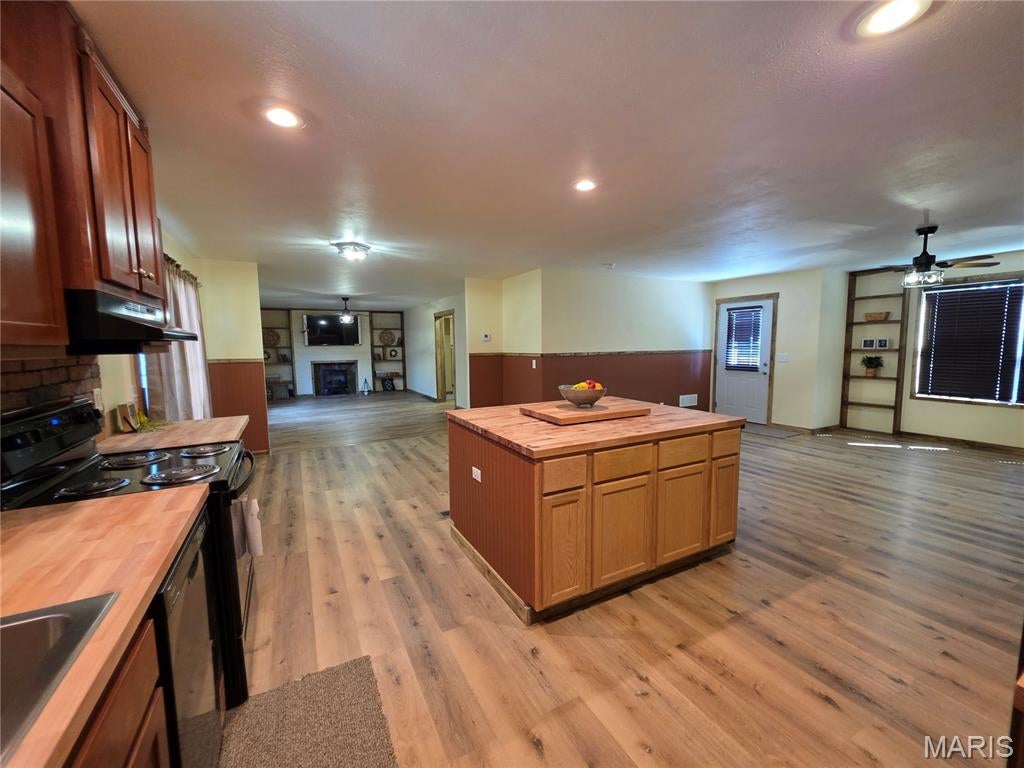 Lakenan & Barnes Add - Residential