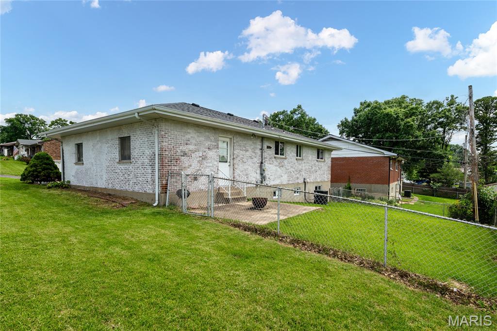 Reav-Tel Manor - Residential