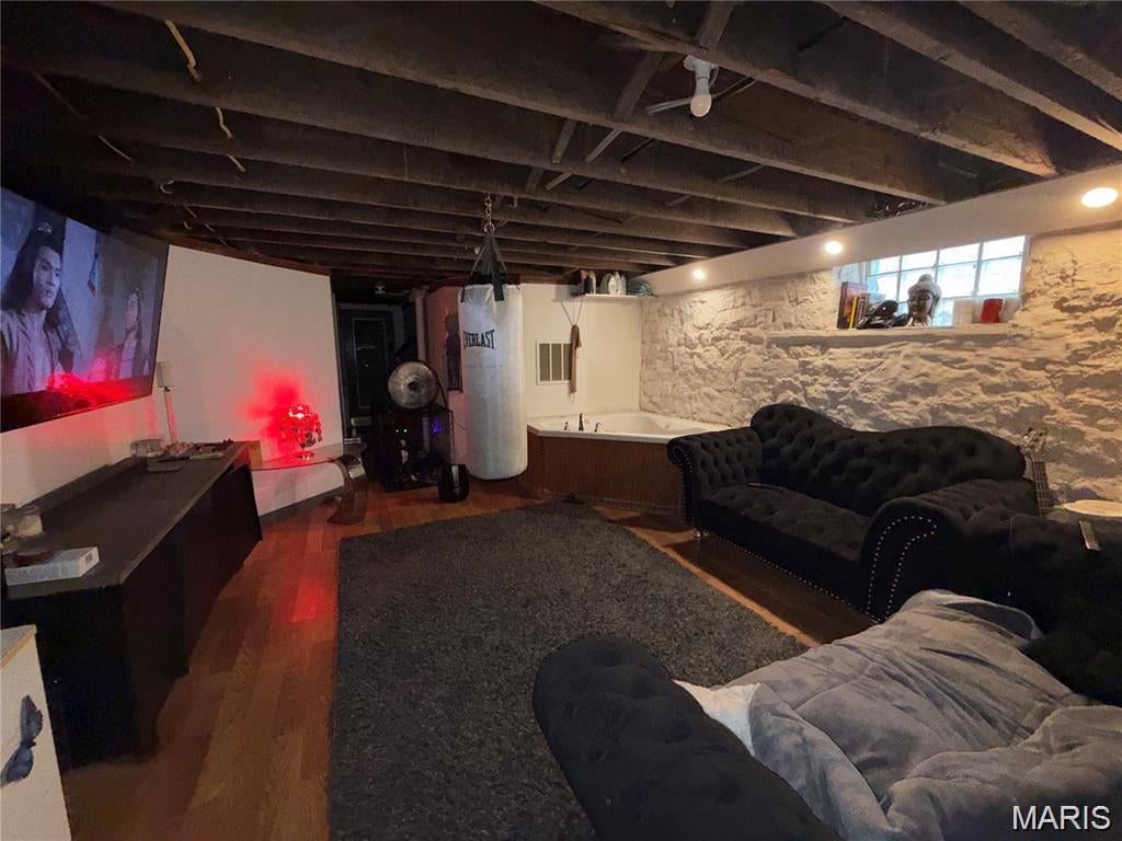 Thomas Add - Residential Income