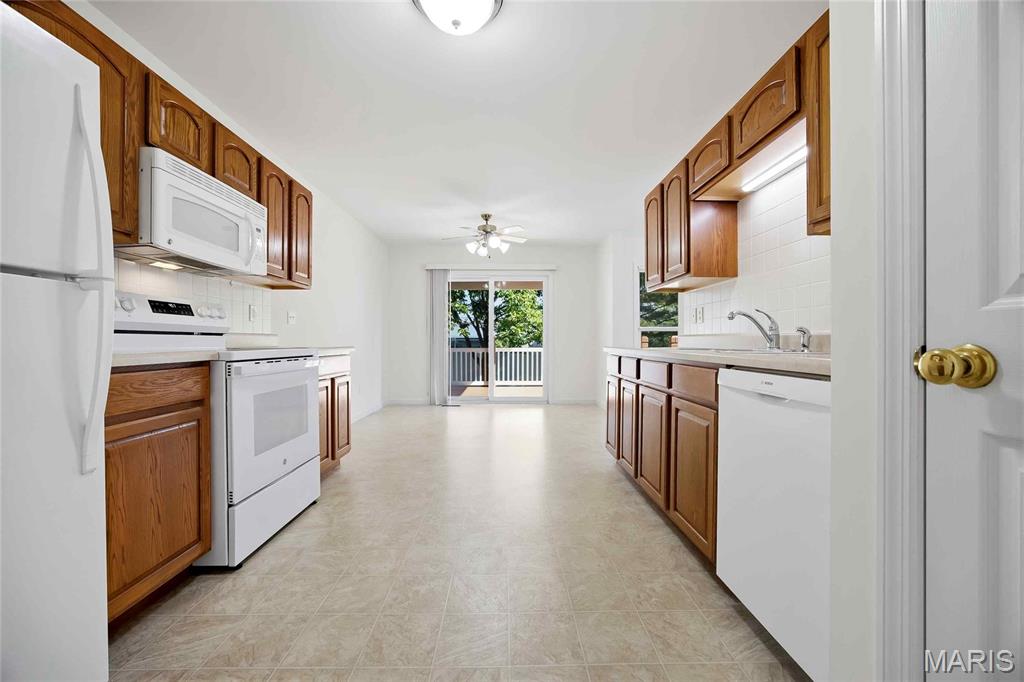 Villas At Crystal Ridge - Residential