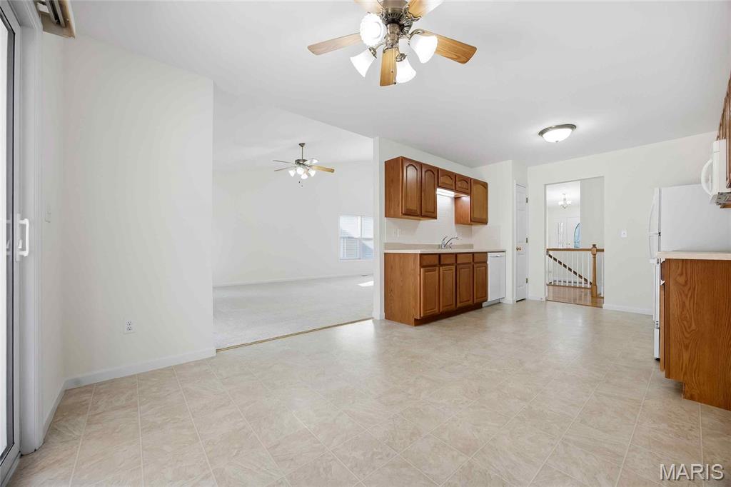 Villas At Crystal Ridge - Residential