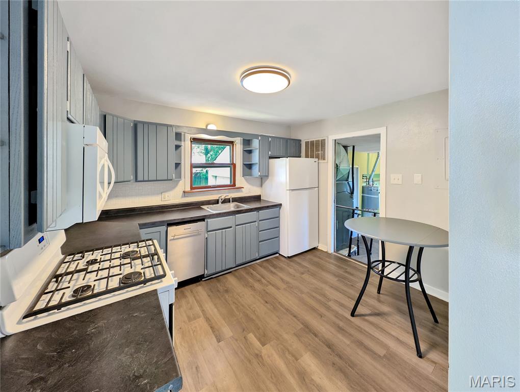 Meadow Brook Village - Residential