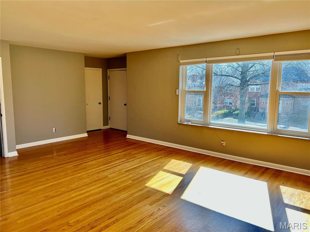 Balsons Sub Of Shaftesbury Heights - Residential Lease