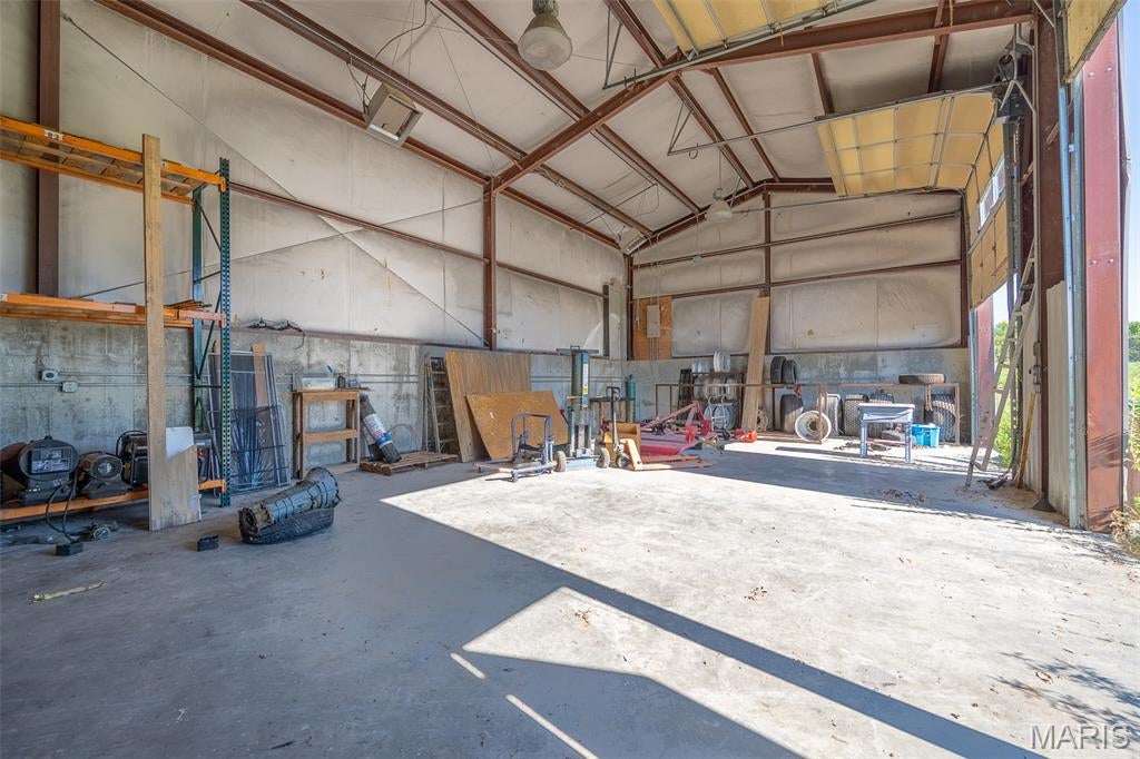 LEBANON CITY ANNEX - Commercial Sale