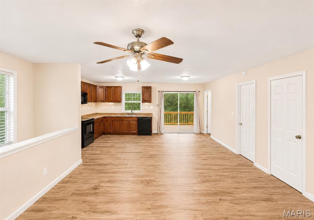 Lakeland Retreat Sunrise Lake - Residential