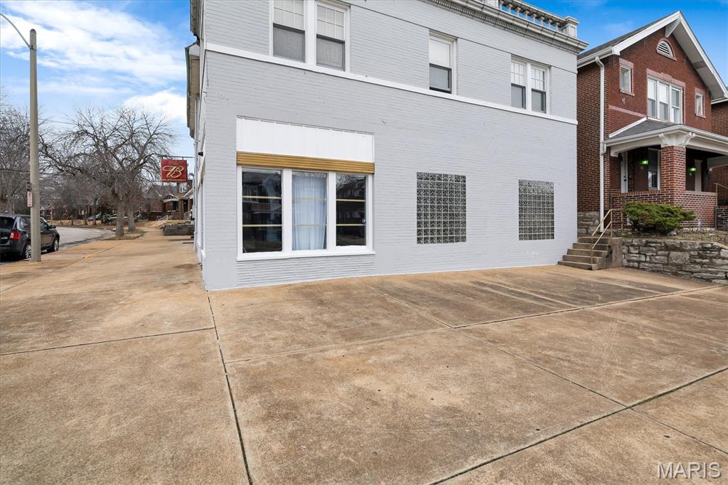 Grand Blvd Park Add - Commercial Sale