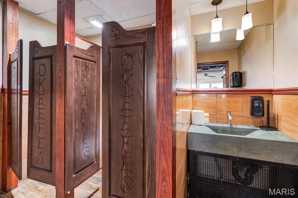 Grand Blvd Park Add - Commercial Sale