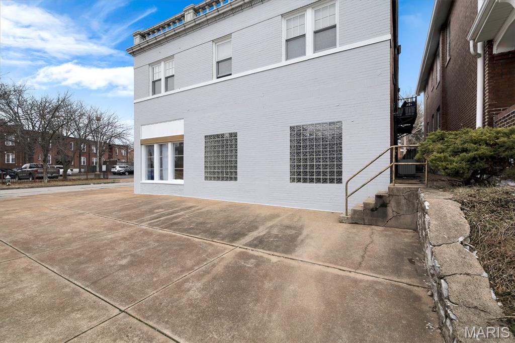 Grand Blvd Park Add - Commercial Sale