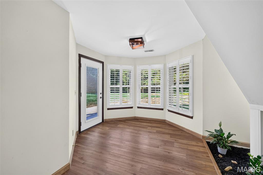 Bluff Pt - Residential