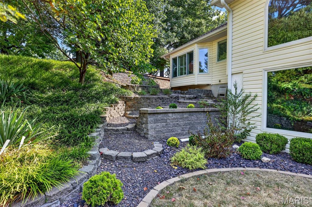 Bluff Pt - Residential