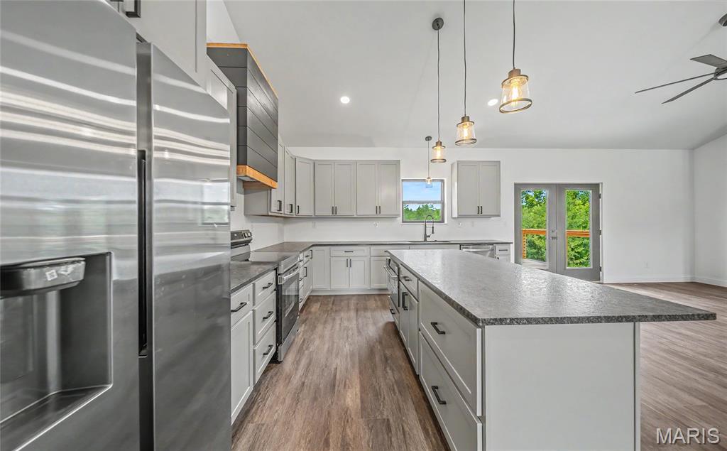 Sunset Ridge - Residential