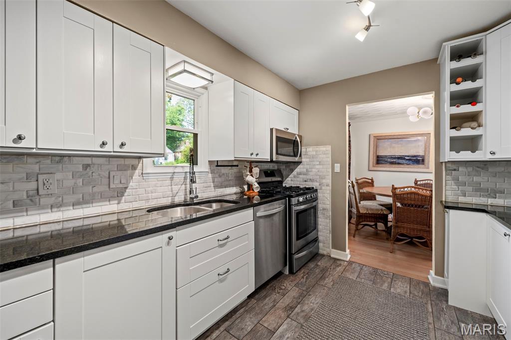 Webster Oaks - Residential