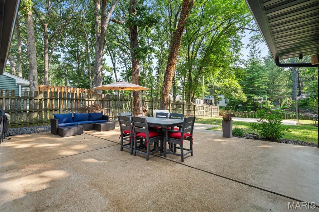 Webster Oaks - Residential