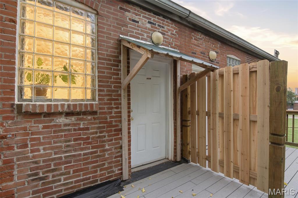 Laclede Condo - Residential