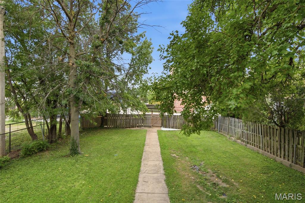 Laclede Condo - Residential
