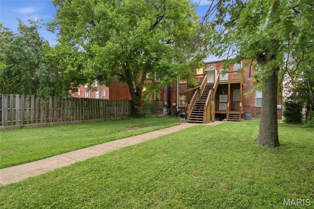 Laclede Condo - Residential
