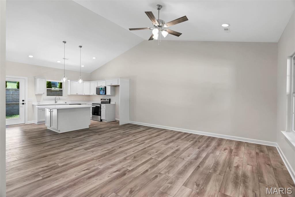The Villas At Stone Ledge - Residential