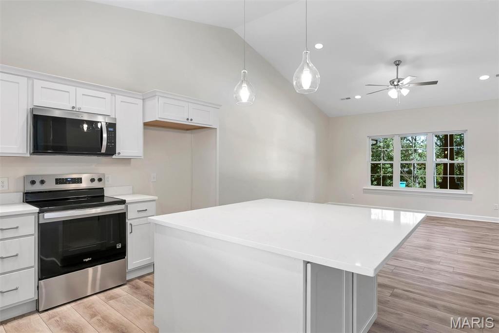 The Villas At Stone Ledge - Residential