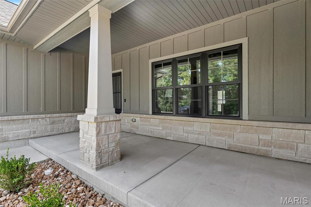 The Villas At Stone Ledge - Residential