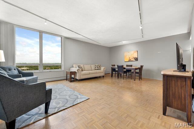Park Tower Condo - Residential
