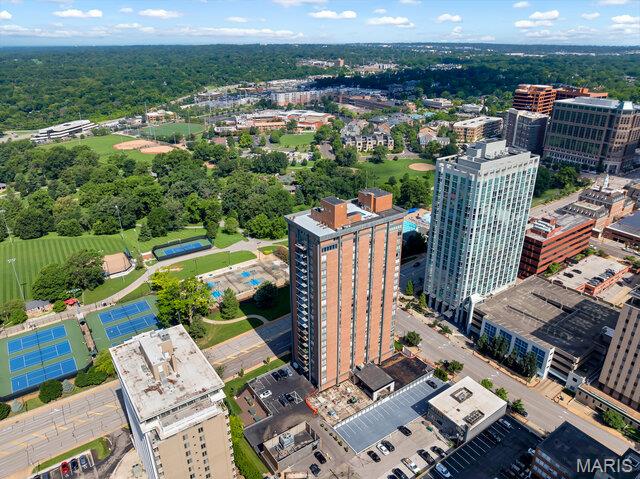Park Tower Condo - Residential