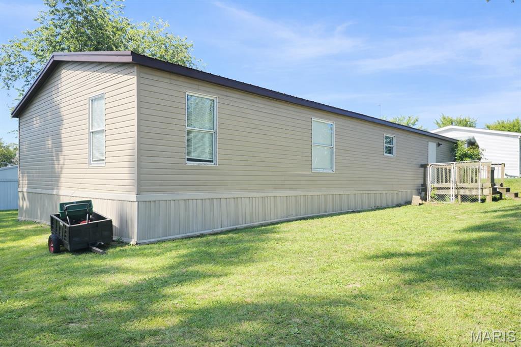 Shelter Mobile Manor - Residential