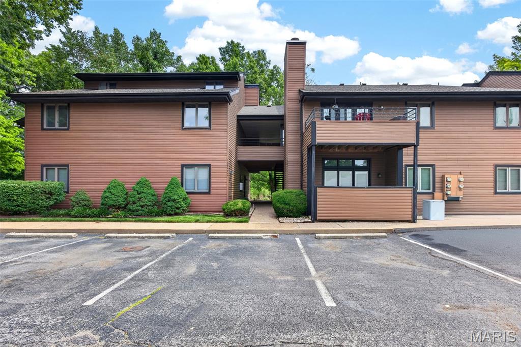 Creve Coeur Station Condo First - Residential