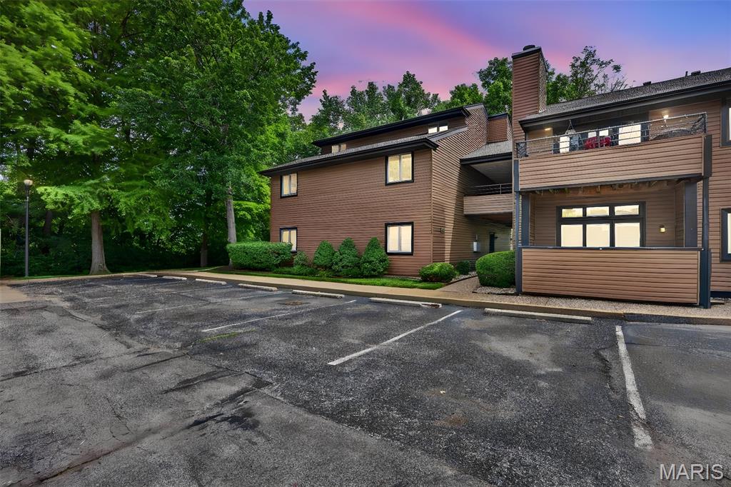 Creve Coeur Station Condo First - Residential