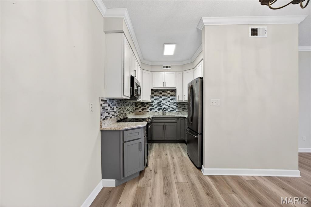 Creve Coeur Station Condo First - Residential