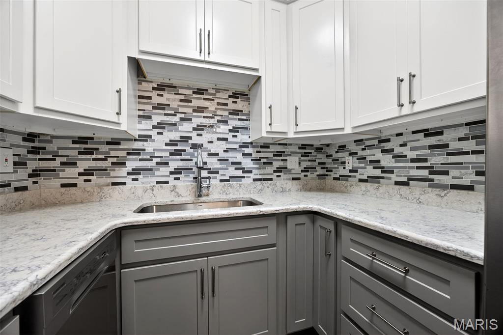 Creve Coeur Station Condo First - Residential