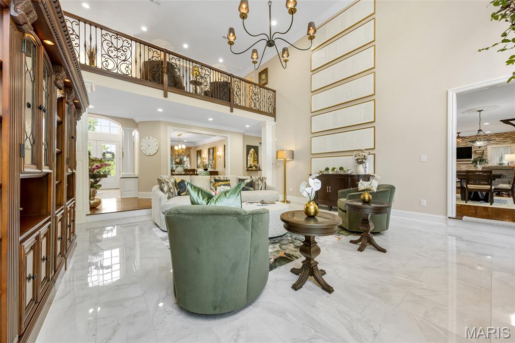 County Club Hills - Residential