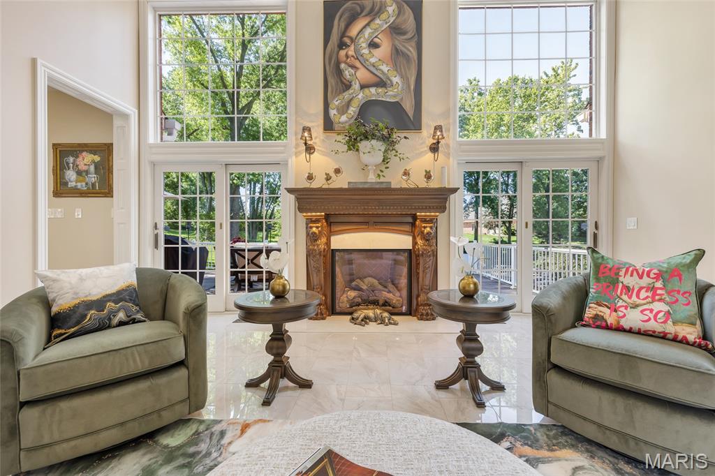 County Club Hills - Residential