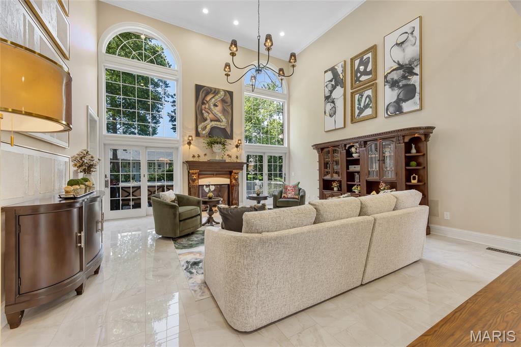 County Club Hills - Residential