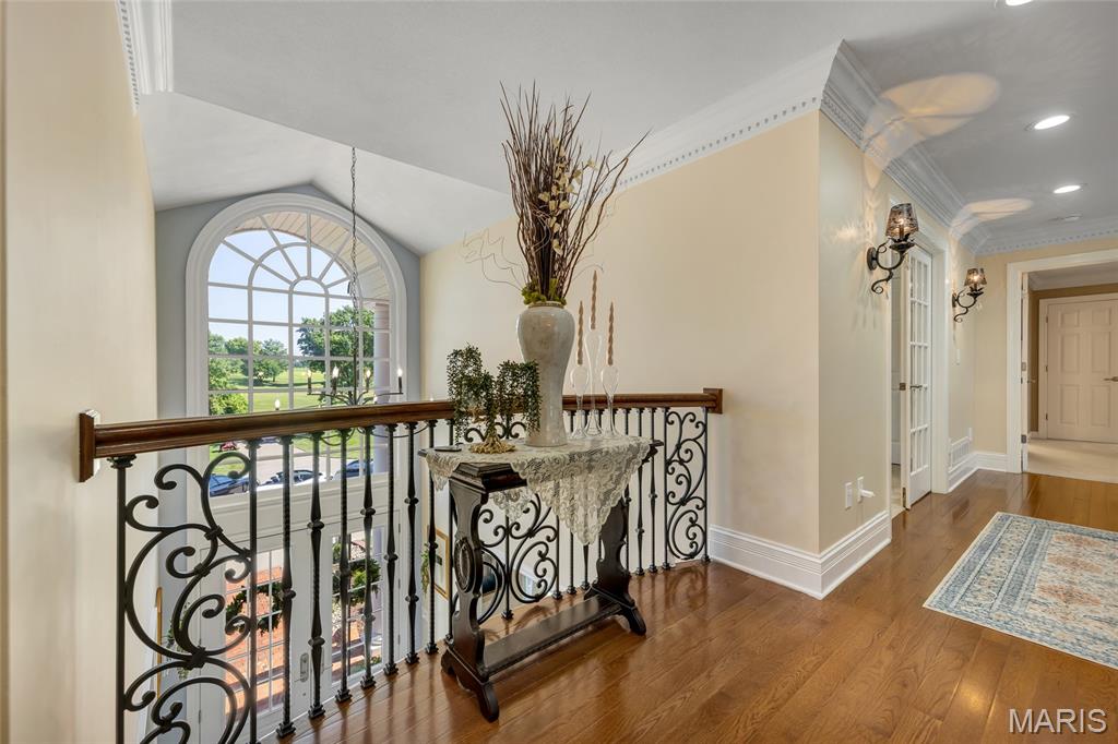 County Club Hills - Residential