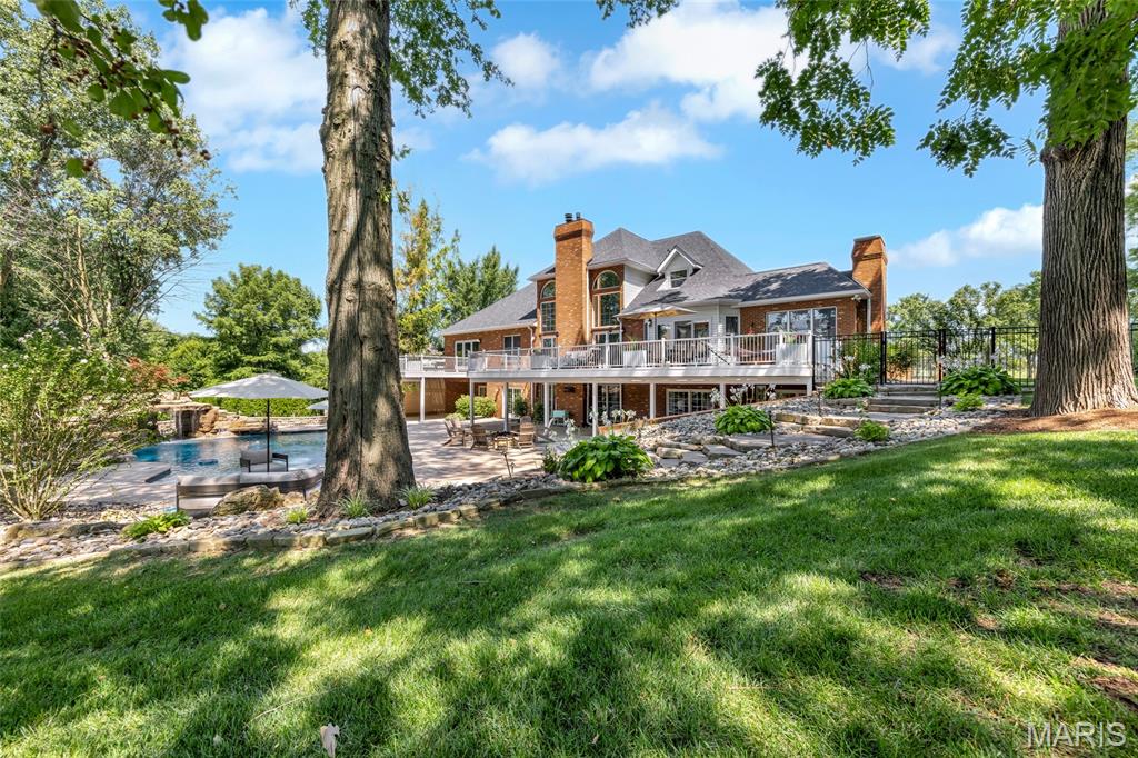 County Club Hills - Residential