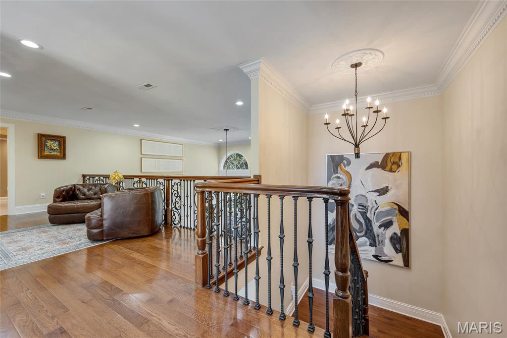 County Club Hills - Residential