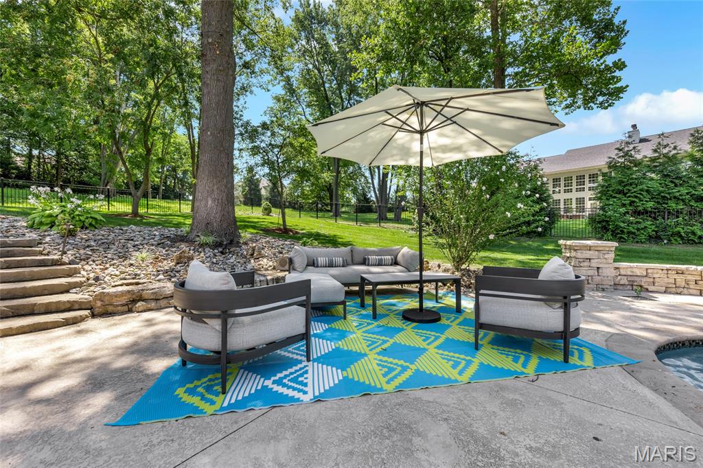 County Club Hills - Residential